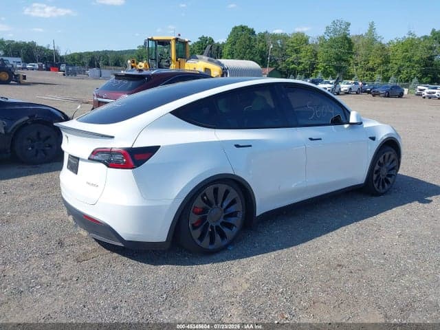 2024 TESLA MODEL Y PERFORMANCE DUAL MOTOR ALL-WHEEL DRIVE 4
