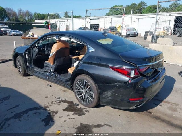 2024 LEXUS ES 350 3