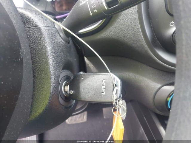 2025 KIA SOUL LX 11