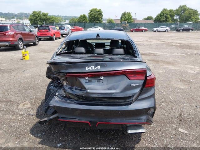 2022 KIA FORTE GT 16
