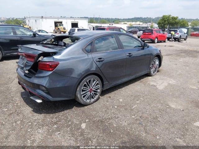 2022 KIA FORTE GT 4