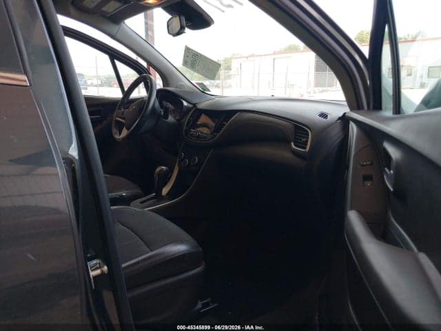 2018 CHEVROLET TRAX LT 5