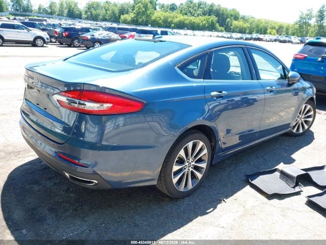 2019 FORD FUSION SE 4