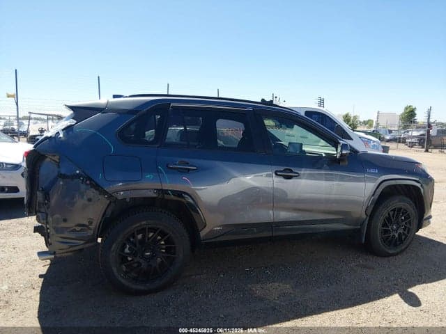 2022 TOYOTA RAV4 PRIME SE 14