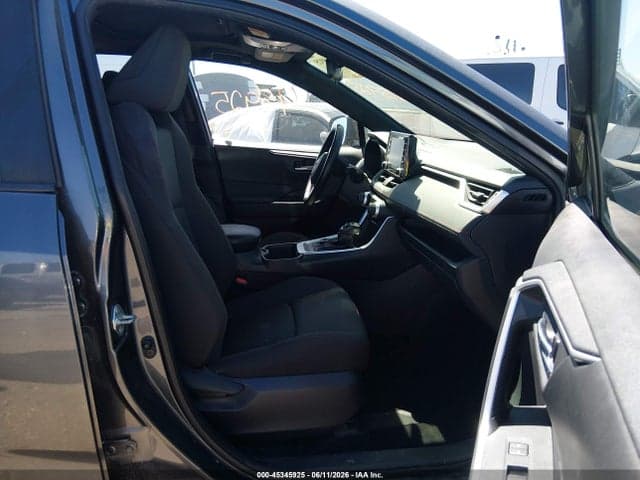 2022 TOYOTA RAV4 PRIME SE 5