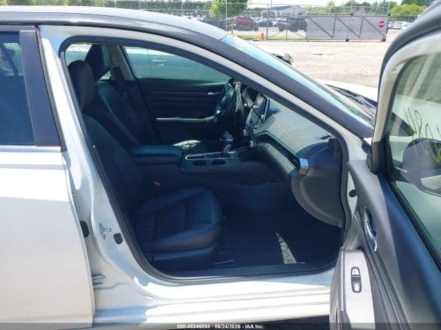 2019 NISSAN ALTIMA 2.5 SR 5