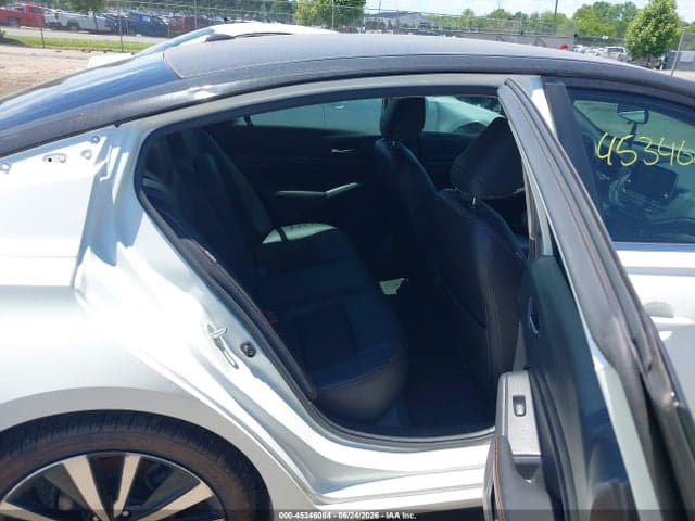 2019 NISSAN ALTIMA 2.5 SR 8