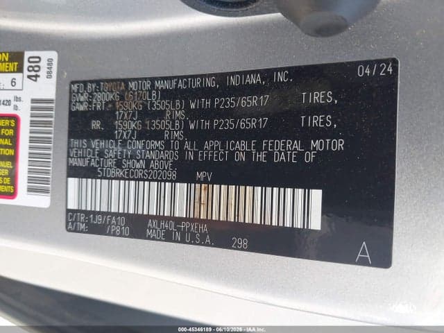 2024 TOYOTA SIENNA LE 9