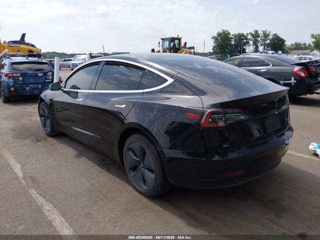 2020 TESLA MODEL 3 LONG RANGE DUAL MOTOR ALL-WHEEL DRIVE 3