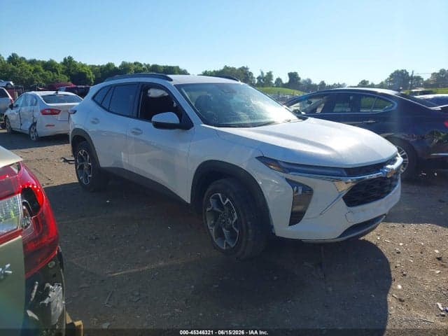 2025 CHEVROLET TRAX FWD LT - 1