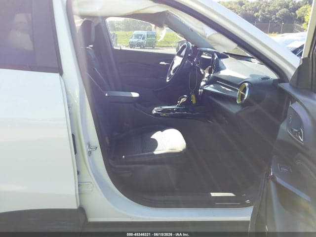 2025 CHEVROLET TRAX FWD LT 5