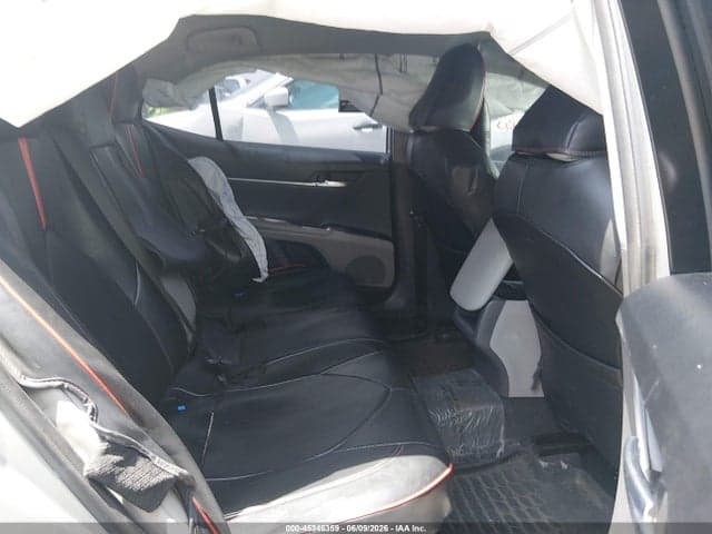 2022 TOYOTA CAMRY SE AWD 8
