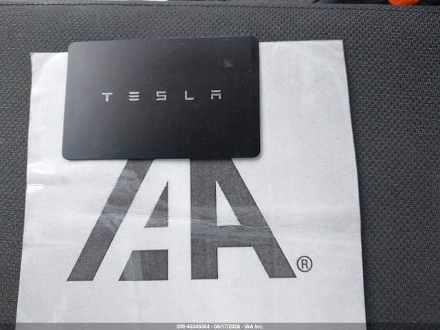 2025 TESLA CYBERTRUCK 10