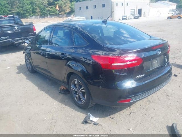 2017 FORD FOCUS SE 3