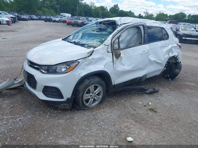 2022 CHEVROLET TRAX AWD LS 2