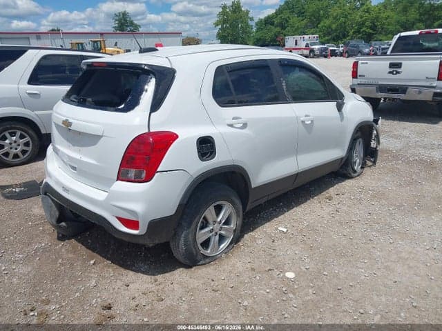 2022 CHEVROLET TRAX AWD LS 4