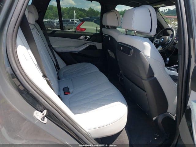 2025 BMW X5 PHEV XDRIVE50E 8