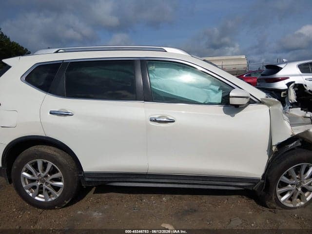 2018 NISSAN ROGUE SV 13