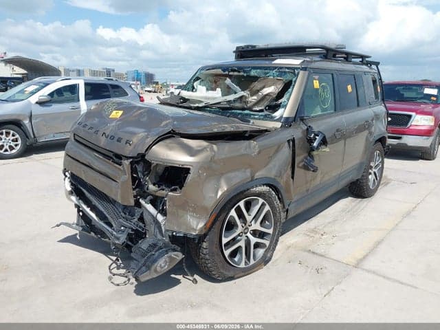 2022 LAND ROVER DEFENDER 2