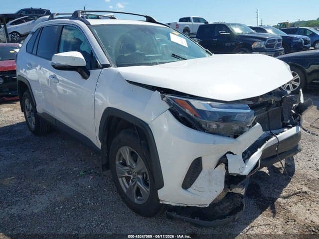 2024 TOYOTA RAV4 XLE 1