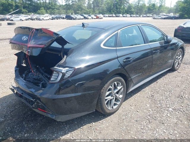 2022 HYUNDAI SONATA SEL 4