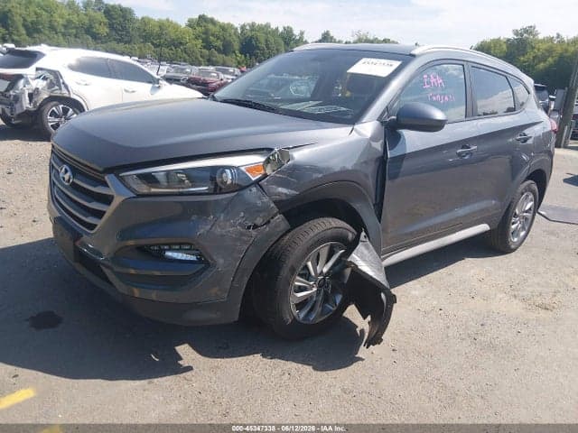 2017 HYUNDAI TUCSON SE 2