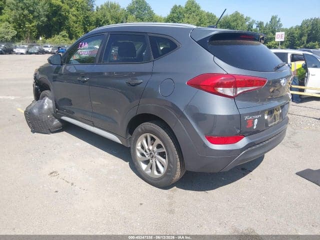 2017 HYUNDAI TUCSON SE 3