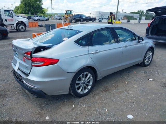 2019 FORD FUSION SE 4