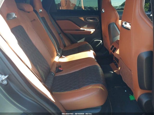 2019 JAGUAR F-PACE SVR 8