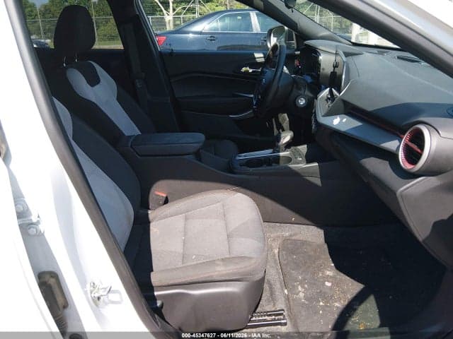 2024 CHEVROLET TRAX FWD 1RS 6