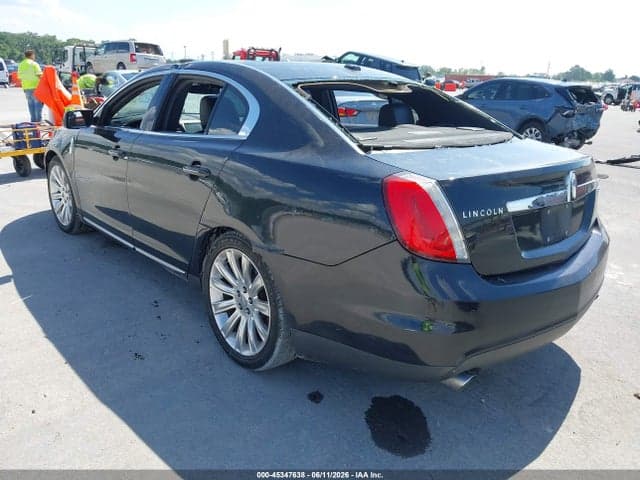 2011 LINCOLN MKS 3