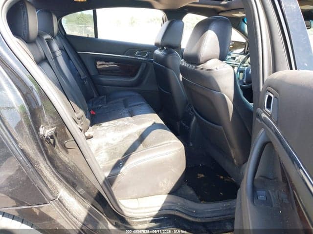 2011 LINCOLN MKS 8