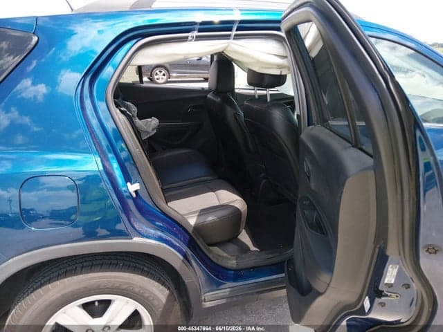 2019 CHEVROLET TRAX LT 8