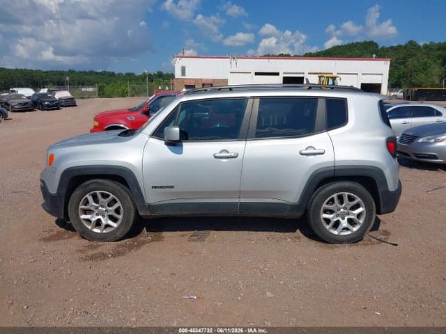 2018 JEEP RENEGADE LATITUDE FWD 14