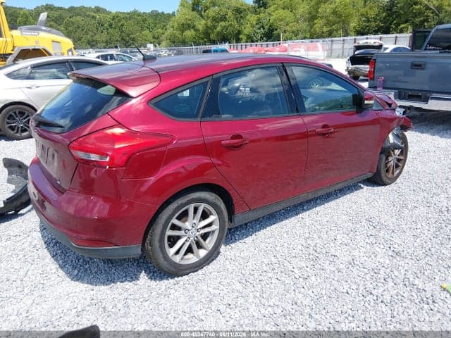 2017 FORD FOCUS SE 4