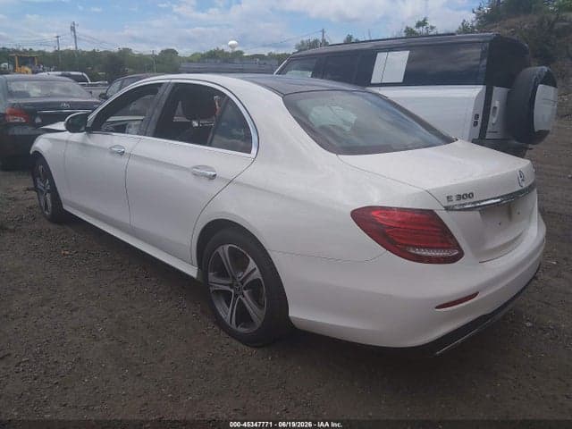 2019 MERCEDES-BENZ E 300 4MATIC 3