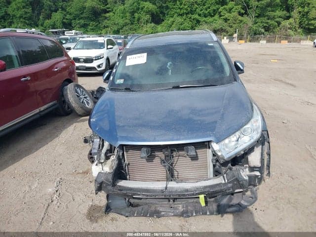 2018 TOYOTA HIGHLANDER XLE 13