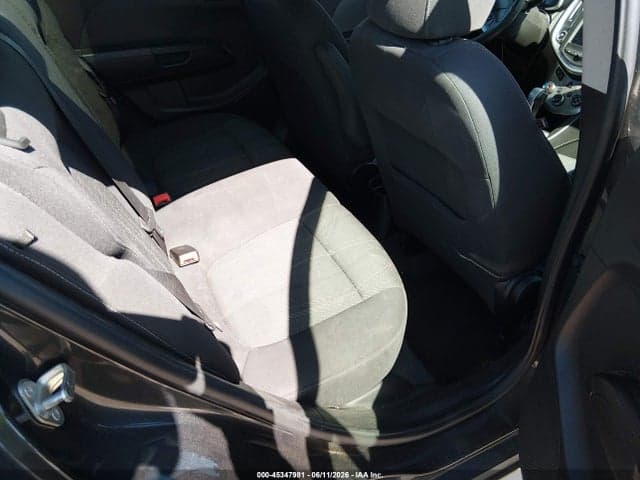 2020 CHEVROLET SONIC FWD LT 8