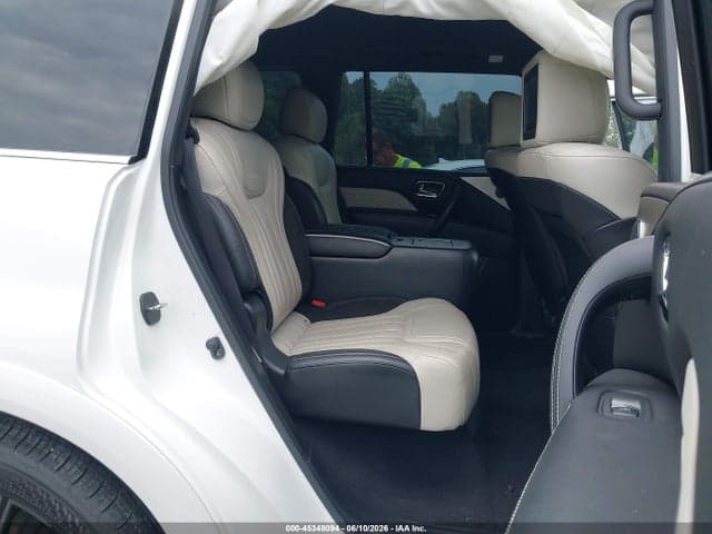 2019 INFINITI QX80 LIMITED 8
