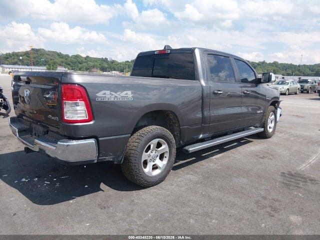 2019 RAM 1500 BIG HORN 4