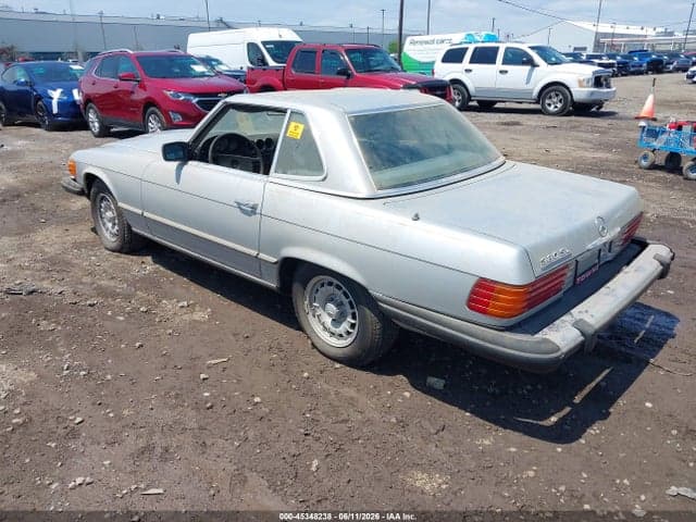 1982 MERCEDES-BENZ 380 SL 3