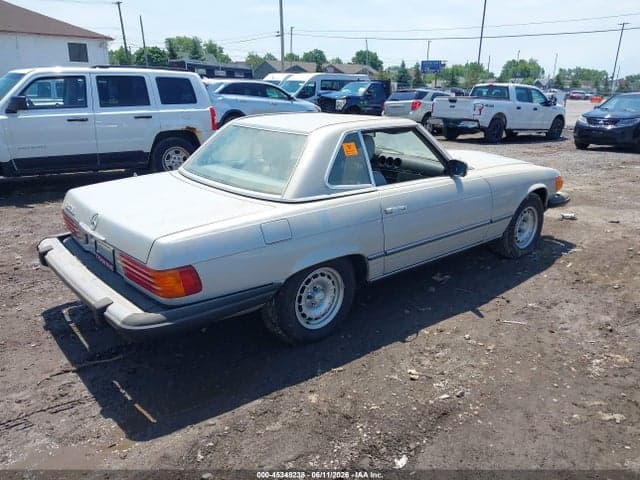 1982 MERCEDES-BENZ 380 SL 4