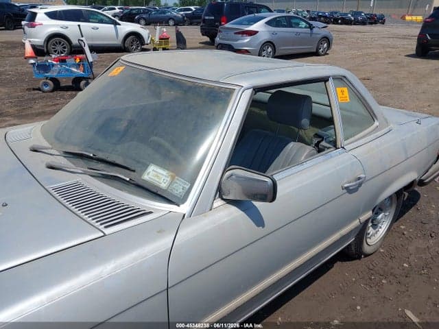 1982 MERCEDES-BENZ 380 SL 6