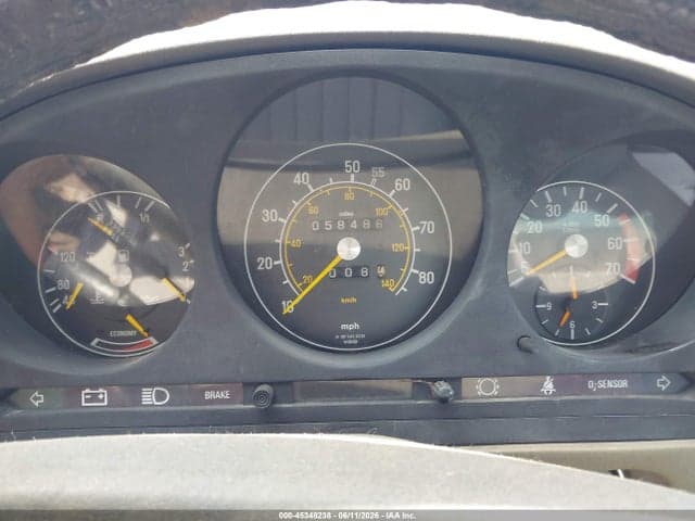 1982 MERCEDES-BENZ 380 SL 7