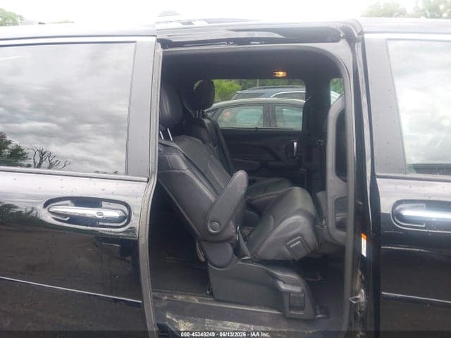 2025 TOYOTA SIENNA LIMITED 8