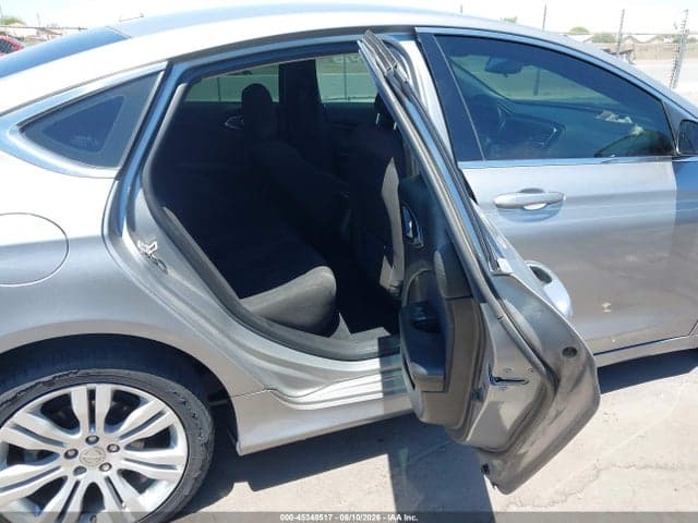 2016 CHRYSLER 200 LIMITED 8