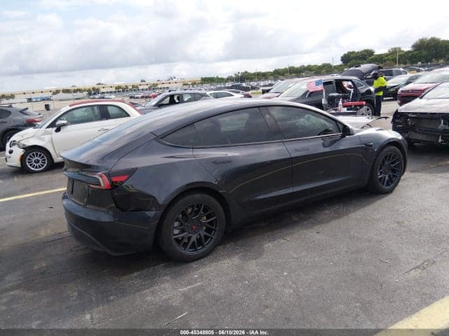 2024 TESLA MODEL 3 4