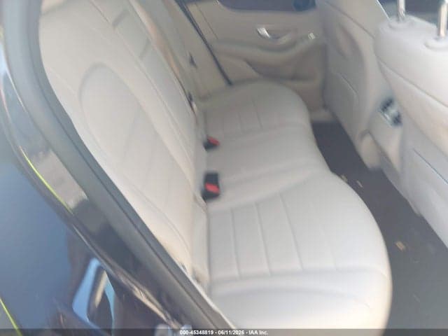 2022 MERCEDES-BENZ GLC 300 4MATIC SUV 8