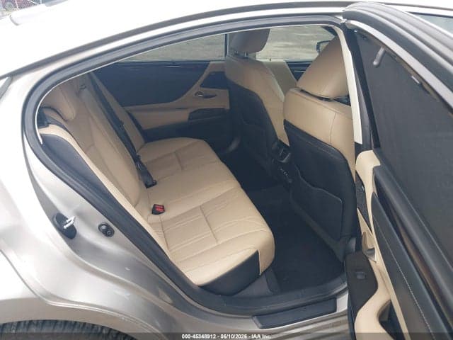 2019 LEXUS ES 350 ULTRA LUXURY 8