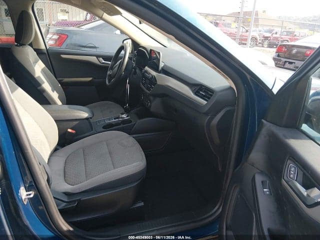 2020 FORD ESCAPE SE 5
